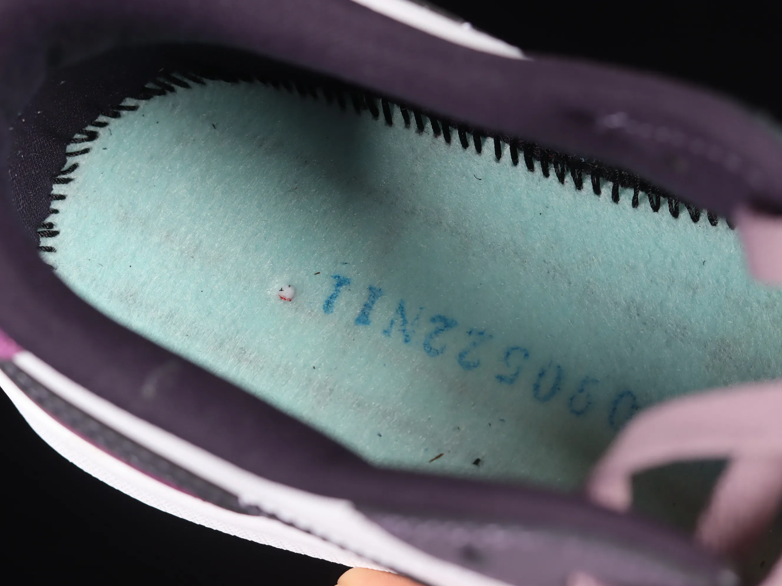 All categories Air Jordan Jordan series basketball shoes Air Jordan 1 Low G version pure original Air Jordan 1 Low Golf "Purple Smoke" AJ1 Joe 1 new golf version smoke white purple DZ9787-155